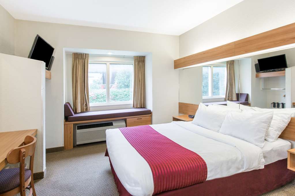 Quality Inn & Suites Robbinsville Zimmer foto