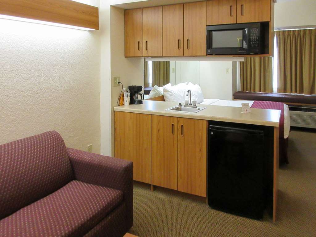 Quality Inn & Suites Robbinsville Zimmer foto